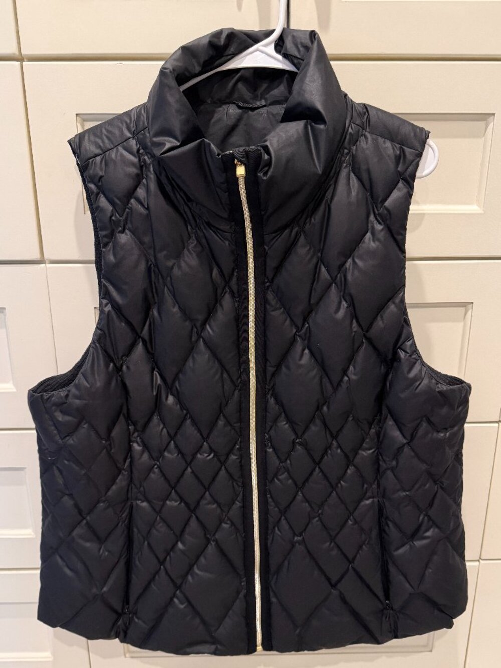 Athleta Downtown Puffer Vest Padded Down Fill Full Zip Black Size #842273